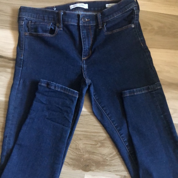 BANANA REPUBLIC SKINNY ANKLE JEANS NEW WITHOUT TAGS Size 29x26 Dark Blue - Picture 2 of 3